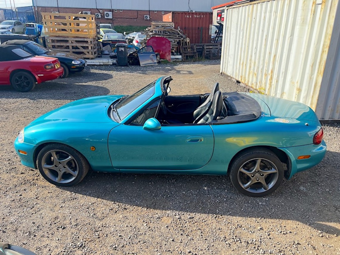 2003 Mazda MX-5 Mk2.5 1.8 vvt Sport in stunning Splash Green metallic